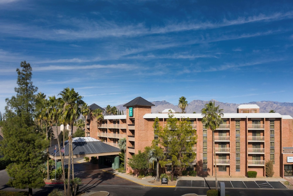 Embassy Suites by Hilton Tucson East - photo 65