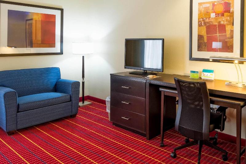 TownePlace Suites El Paso Airport - photo 56