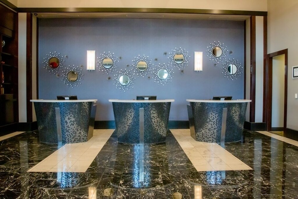 The Platinum Hotel - photo 3