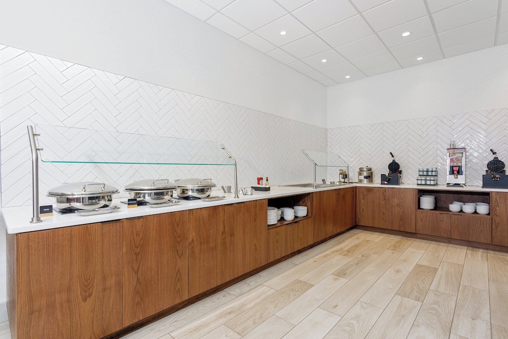 Staybridge Suites Winter Haven Auburndale by IHG - photo 33