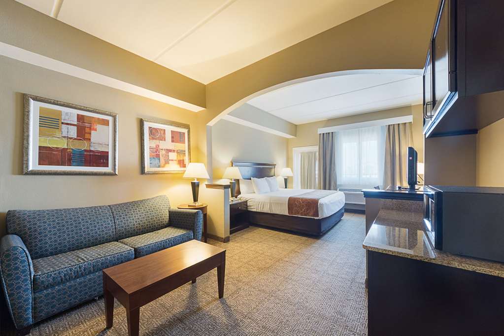 Comfort Suites Beachside - photo 9