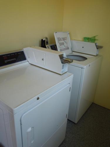 Monticello Motel - photo 8