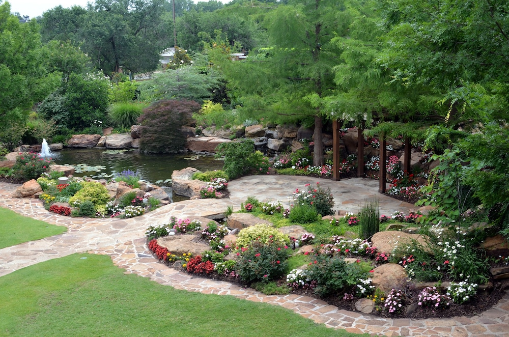 Dominion Gardens and Hotel - photo 53