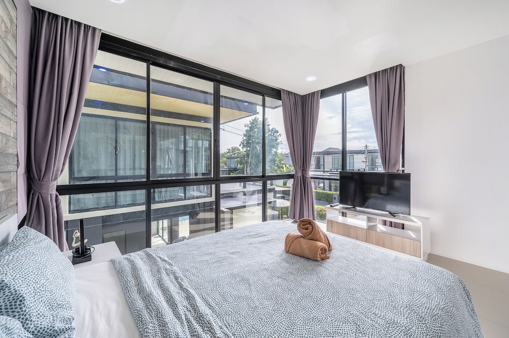 AnB Loft poolvilla 3BR 3bath close Jomtian beach in Bang Lamung, Thailand