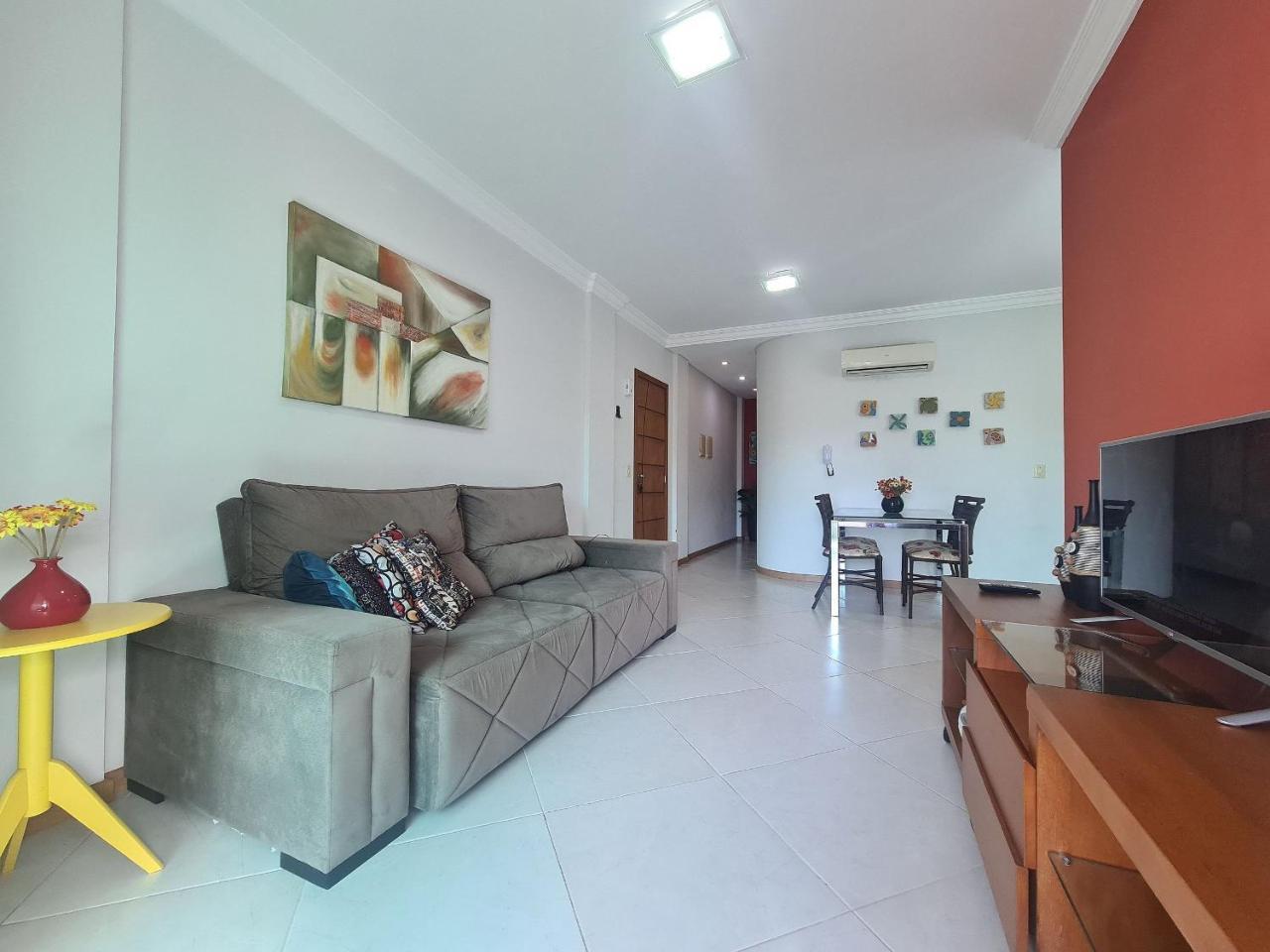 Apartamento 2 quartos a poucos metros da Praia