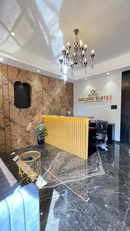 Hotel Golden Suites Near Nesco