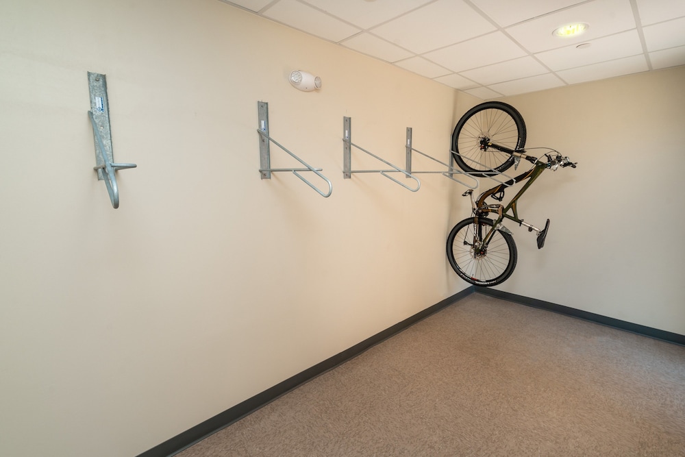 Staybridge Suites Newark Fremont by IHG - photo 41