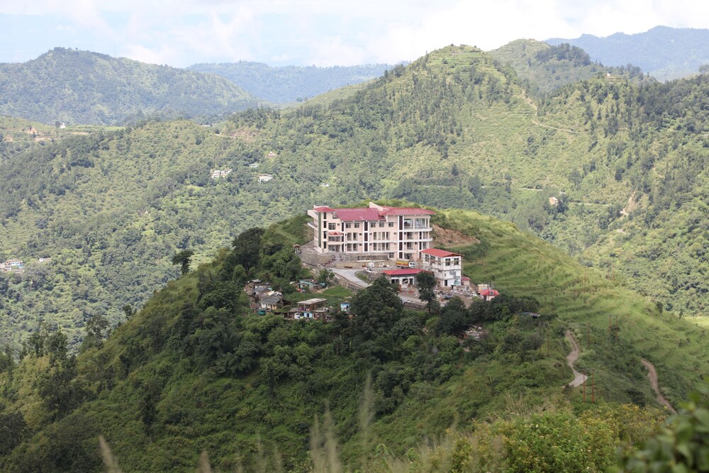 Vedalife Rejuvenation in Lansdowne, India