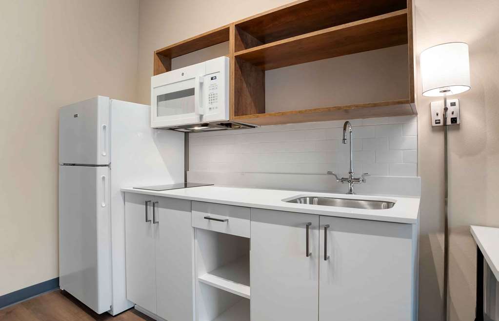 Extended Stay Premier Suites Pensacola Nas Corry Station - photo 11