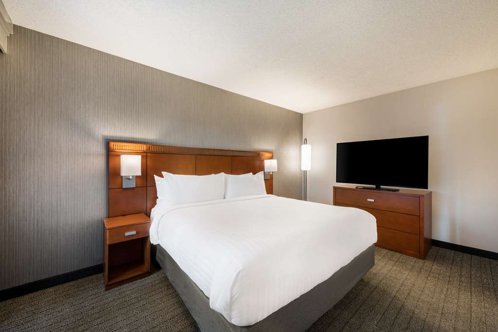 Sonesta Select San Jose Airport - photo 25