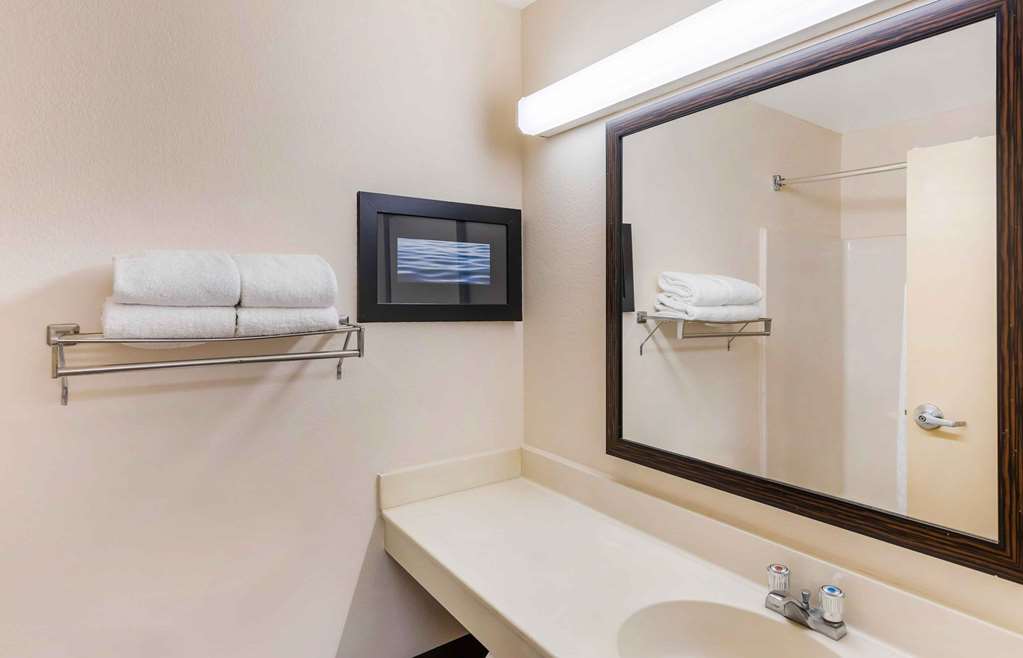 Extended Stay America Los Angeles Ontario Airport - photo 31
