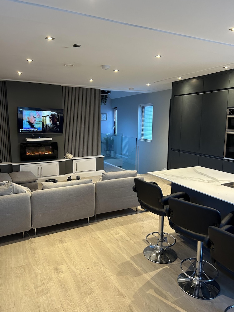 Croke Park 3 beds Sleeps 6