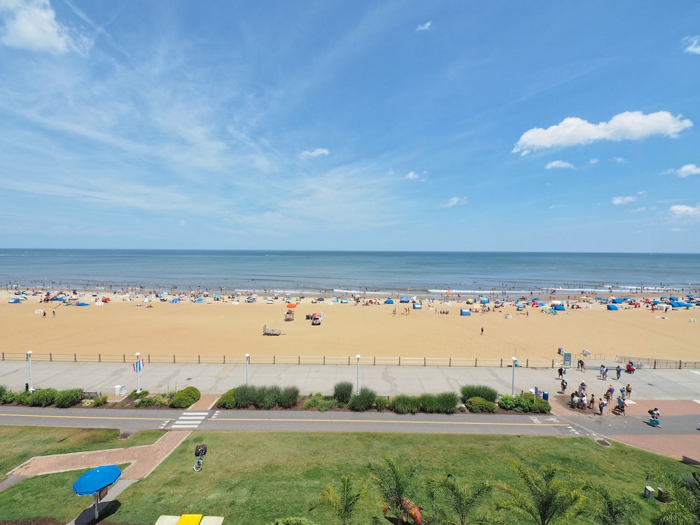 Marjac Suites Virginia Beach Oceanfront - photo 18