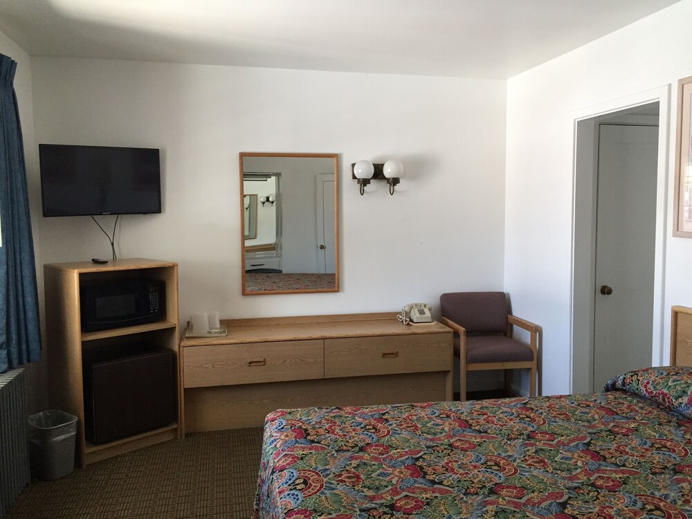 Centre Motel - photo 10