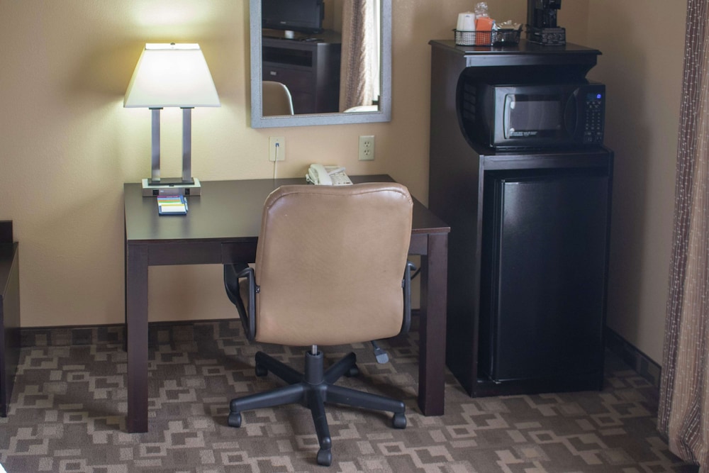 Hampton Inn & Suites Knoxville North I 75 - photo 16