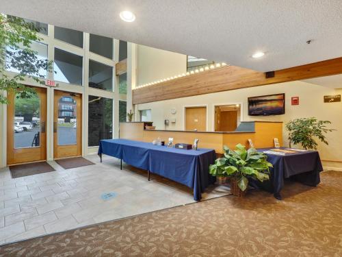 341 Edgewater Inn - photo 29