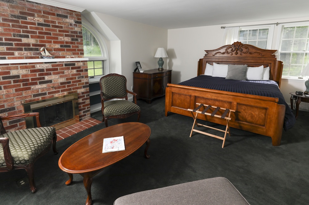 Inn at Taughannock Falls - photo 19