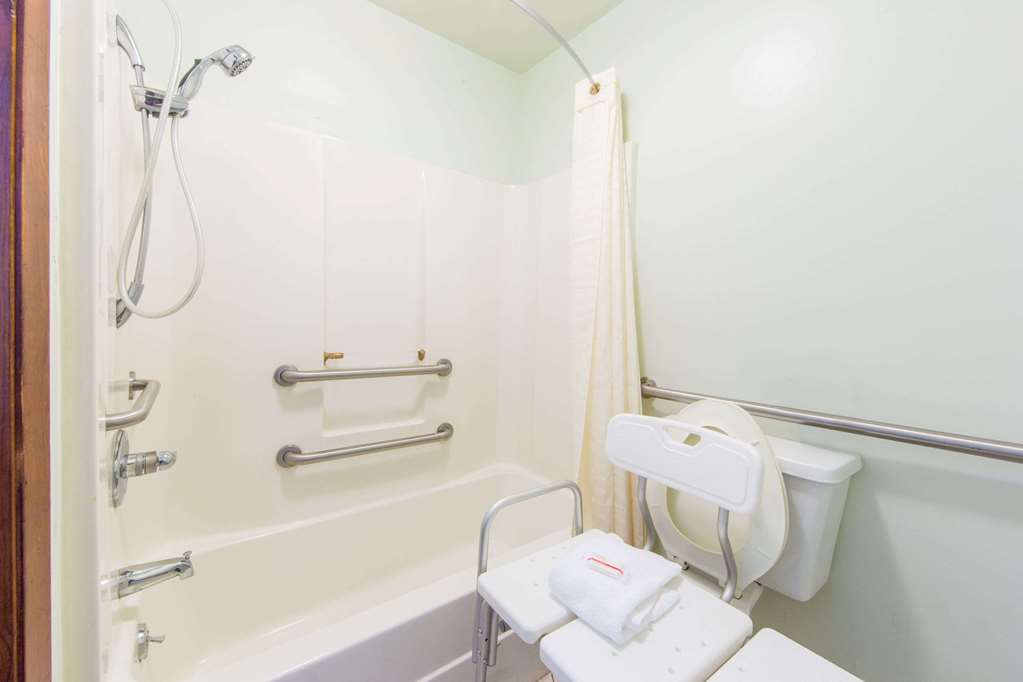 Days Inn by Wyndham West Point - photo 5
