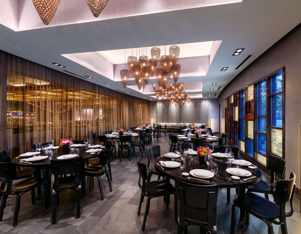Virgin Hotel Las Vegas Curio Collection by Hilton - photo 109