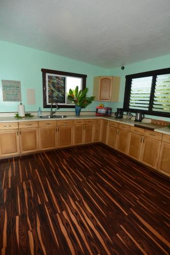 Kalani Hawaii Private Lodging - photo 24