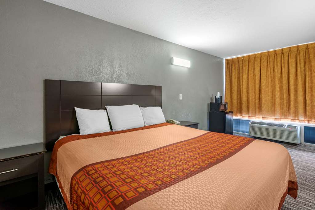 Rodeway Inn Clearwater Largo - photo 25