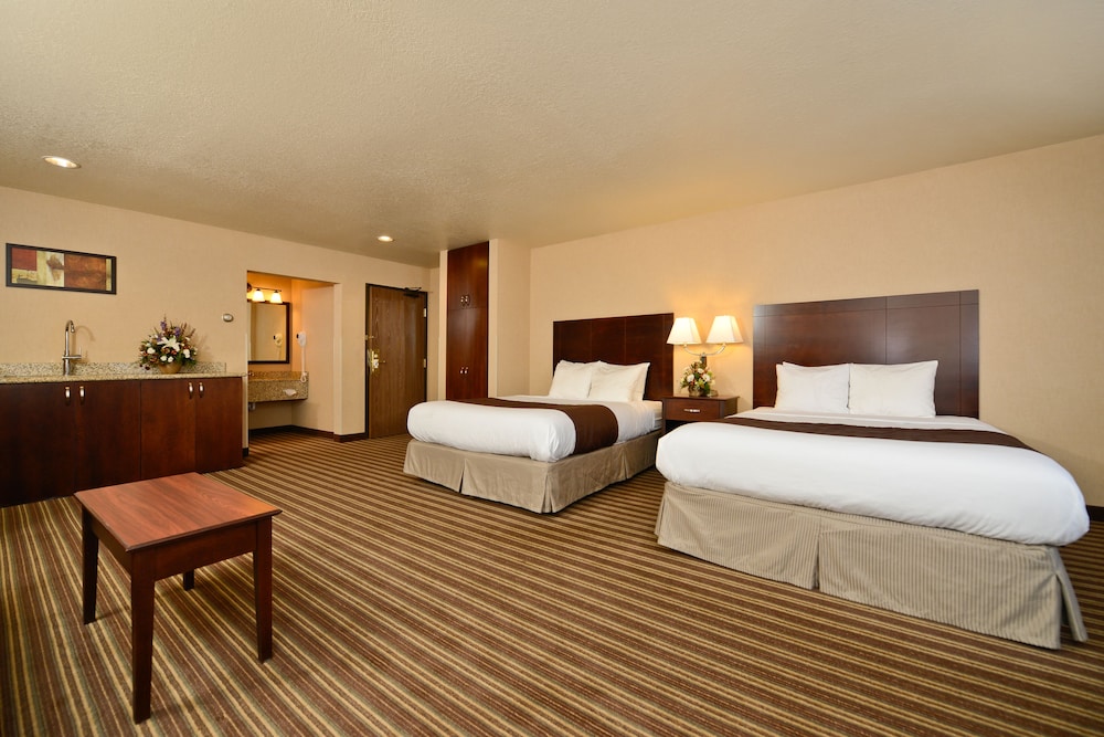 Yellowstone Westgate Hotel - photo 11