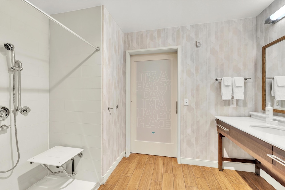 Hampton Inn & Suites Kenosha Pleasant Prairie - photo 28