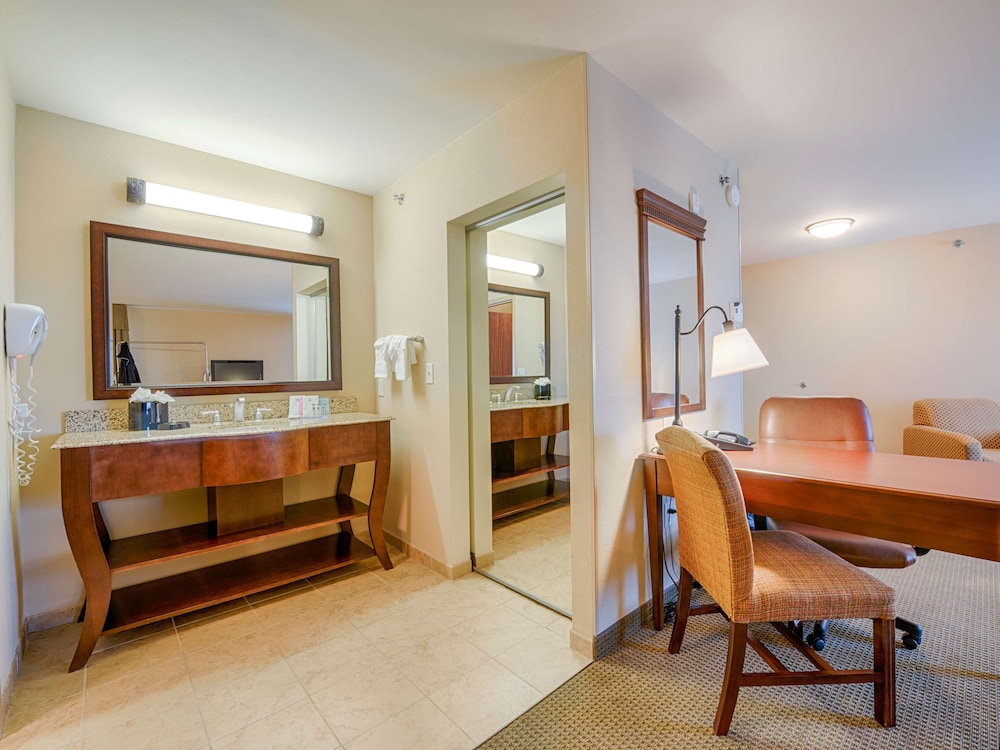 Hampton Inn & Suites Pinedale - photo 19