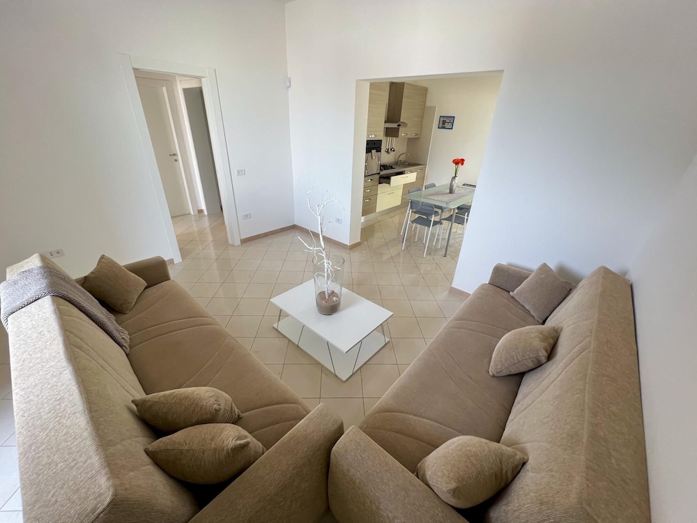 Appartamento 72 In Casalabate 17658431 — Squinzano