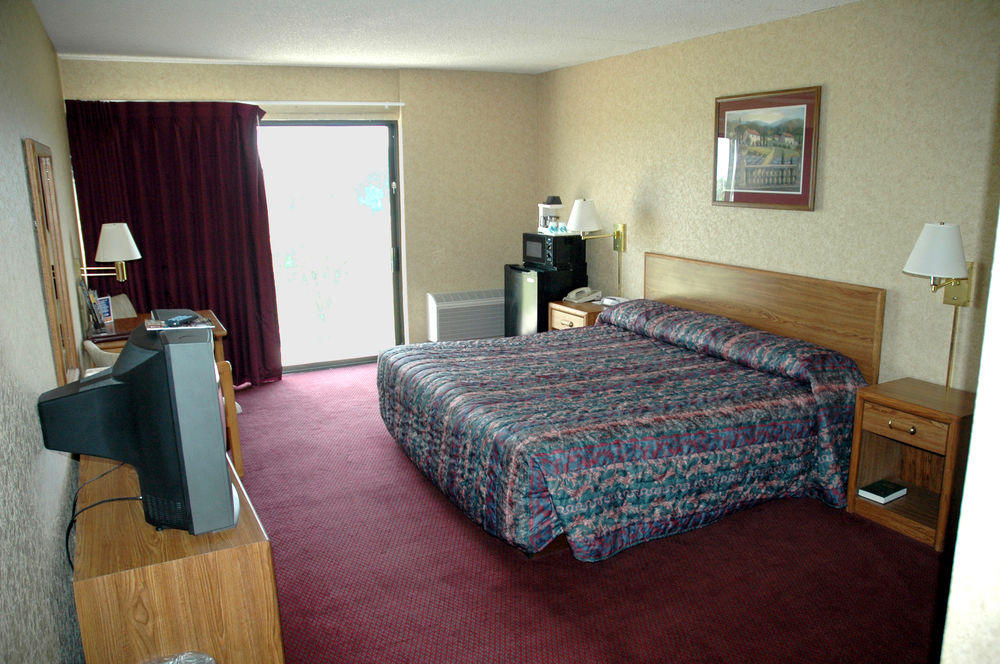 Best Western Plus Columbia River Hotel & Conference Center - photo 14