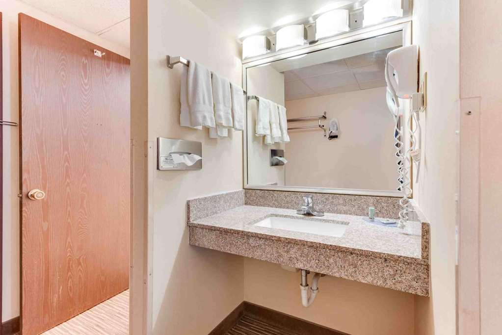 Best Western Movie Manor - photo 20