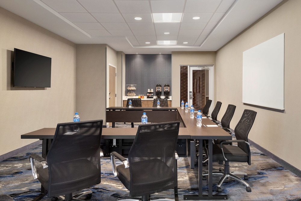 Fairfield Inn & Suites By Marriott Rockaway - photo 25