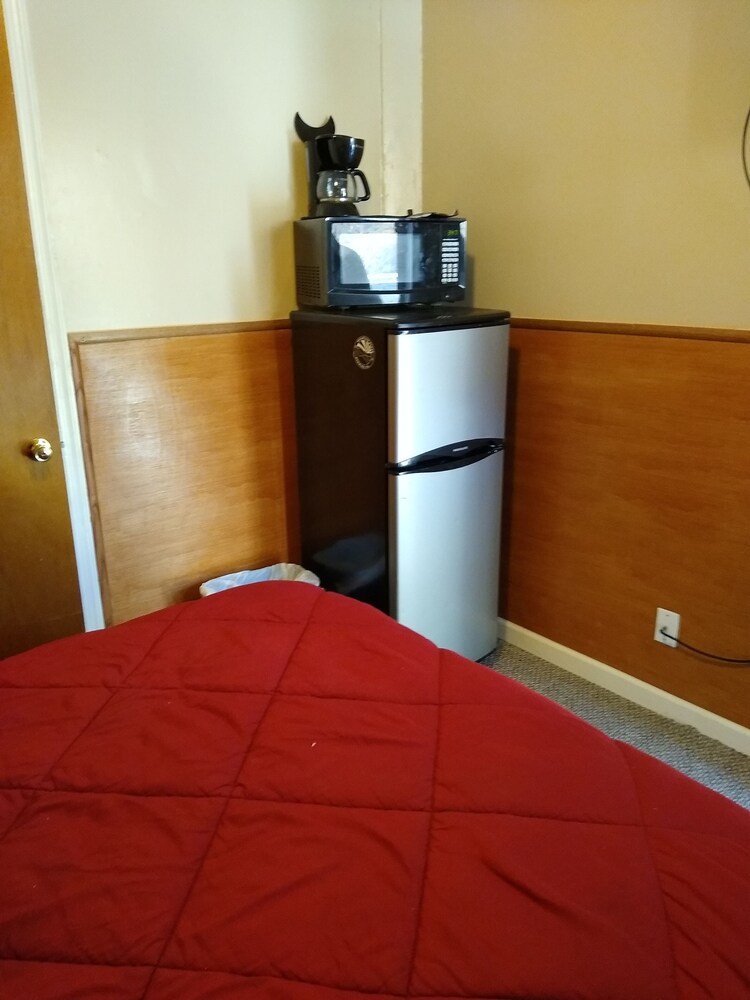 Clarysville Motel - photo 18