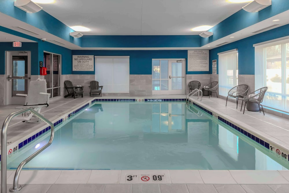 Hampton Inn and Suites by Hilton Indianapolis West Speedway - photo 17