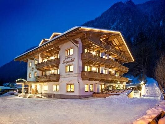 Bergkristall - carbon neutral hotel in Mayrhofen