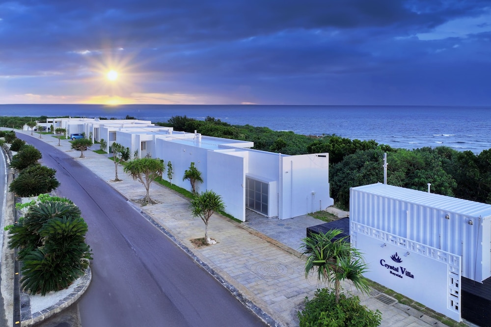Crystal Villa Bayside — 5-Star Luxury Hotel in Miyakojima, Japan