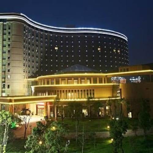 Tianmen Huatai Hotel — Tianmen