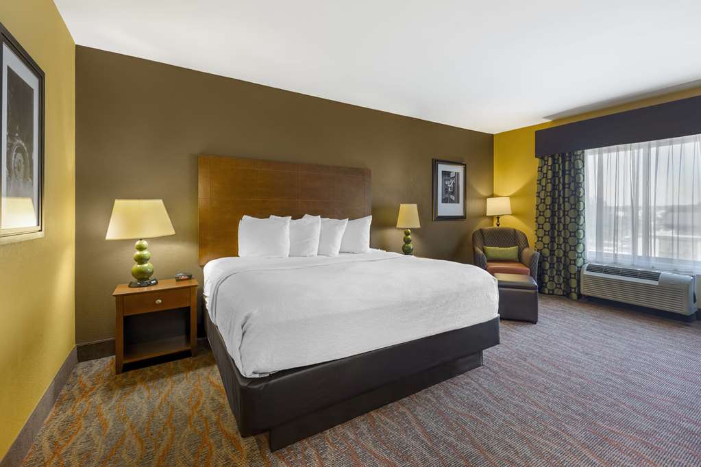 Best Western Plus Tupelo Inn & Suites - photo 15
