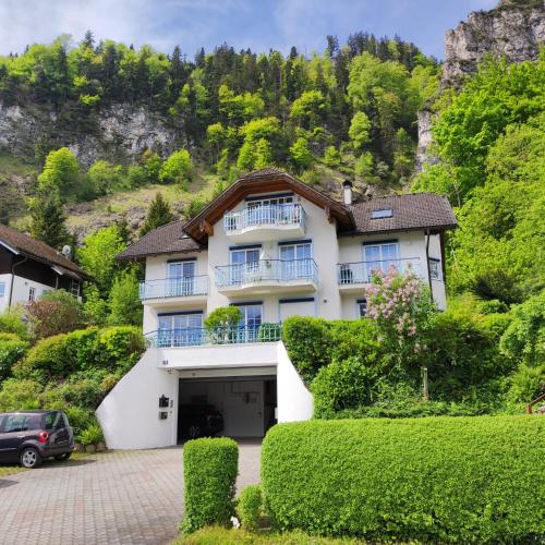 Lueg36 am See — 4-Star Luxury Hotel in Sankt Gilgen, Austria