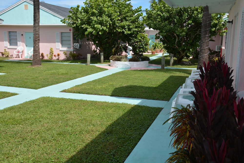 Sea Scape Oceanfront Motel - photo 43