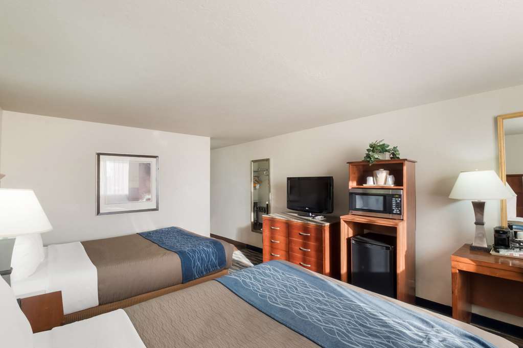 Rodeway Inn Fort Morgan - photo 24