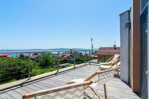 Happy U house Modern and with stunning view — 4-Star Luxury Hotel in Chernomorets, Bulgaria