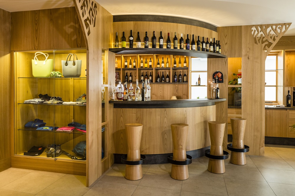 Hotel Hasslhof — Caldaro Sulla Strada Del Vino — photo 4