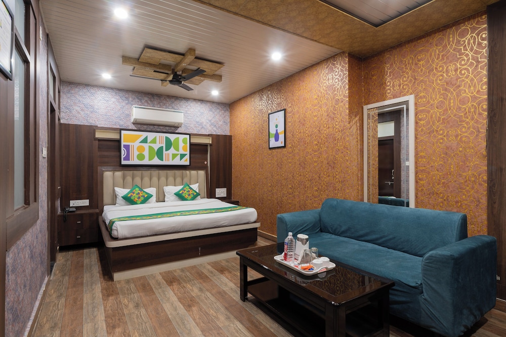 Fabhotel Saumendra - last minute hotel in Varanasi