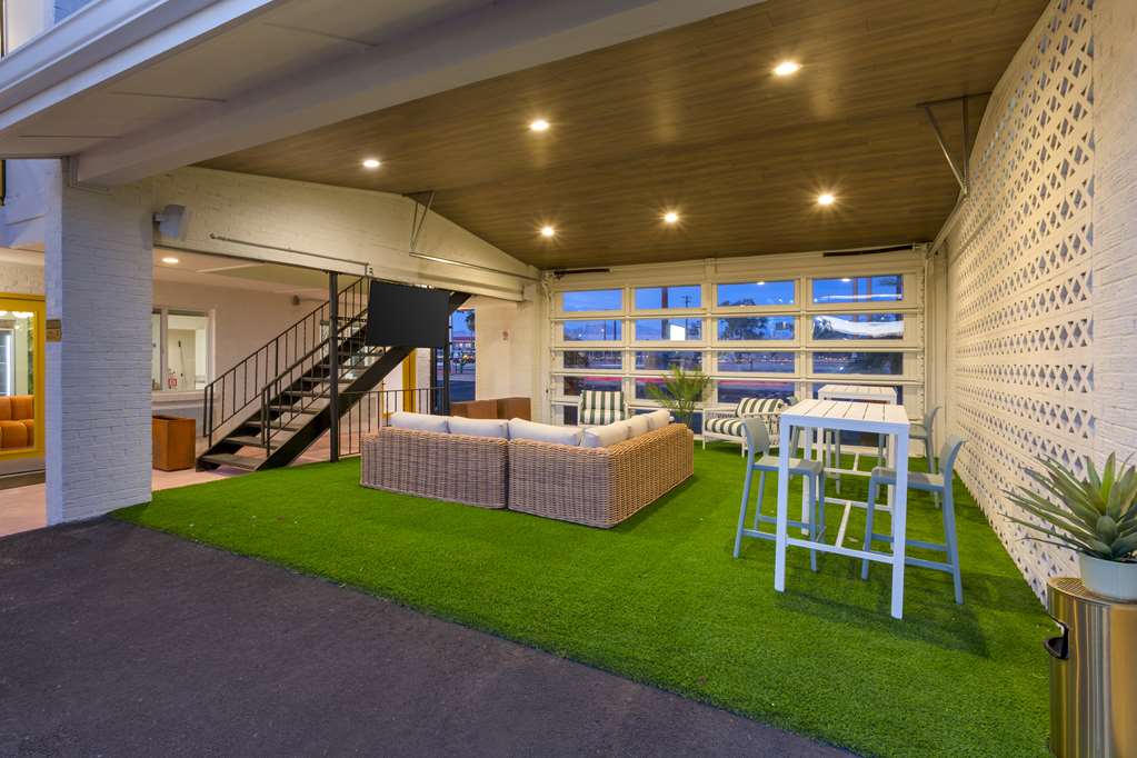 The Kennedy Hotel Tucson Surestay Collection By Best Western - photo 35