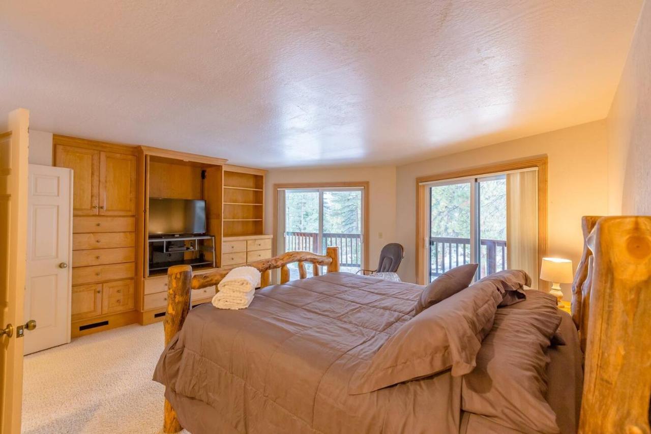 Beautiful 3500sf Lake Tahoe Home W Open Layout