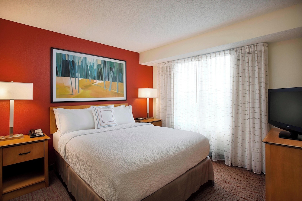 Residence Inn by Marriott Detroit Novi - photo 23