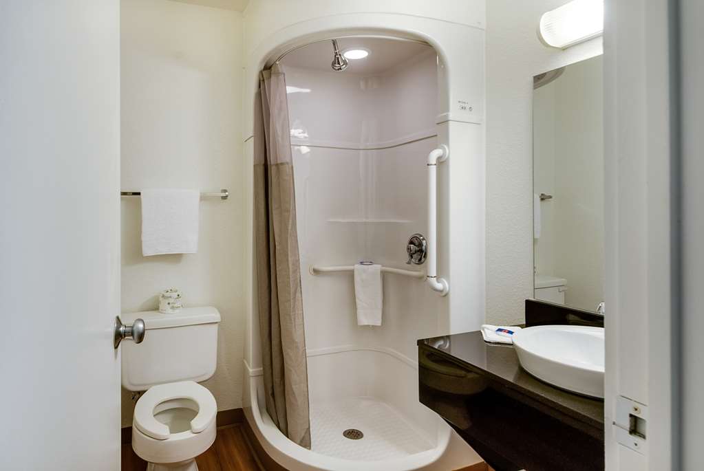 Motel 6 Lenexa KS Kansas City Southwest - photo 17
