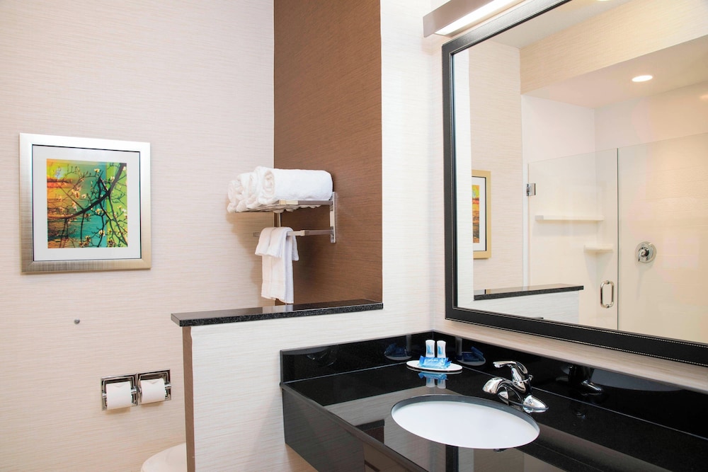 Fairfield Inn & Suites Fredericksburg - photo 21