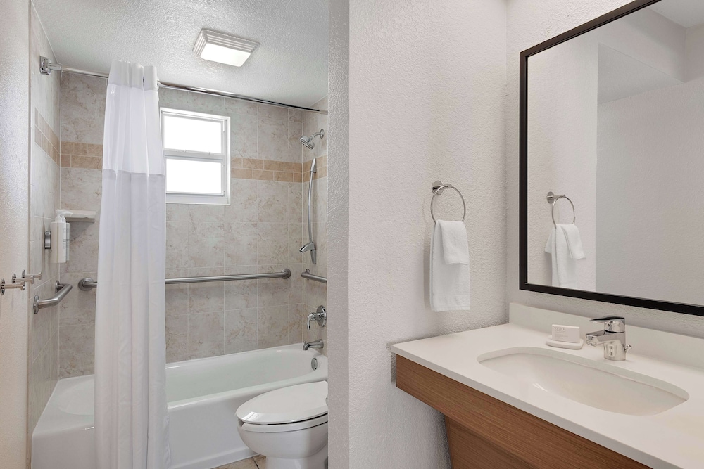 Spark by Hilton Ormond Beach Oceanfront - photo 22